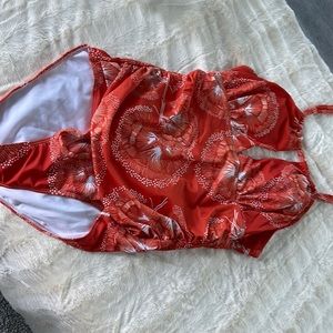 Women’s bathing nwt never worn